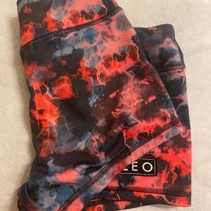 Fleo size small shorts
